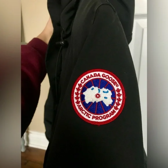 Canada Goose Rideau Parka - Picture 3 of 7